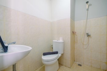 chic and cozy studio park view condominium apartment