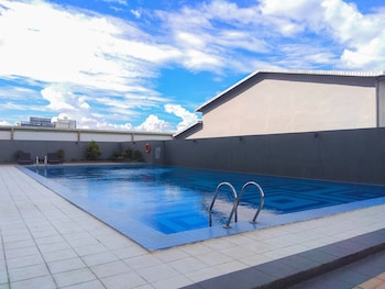 chic and cozy studio park view condominium apartment