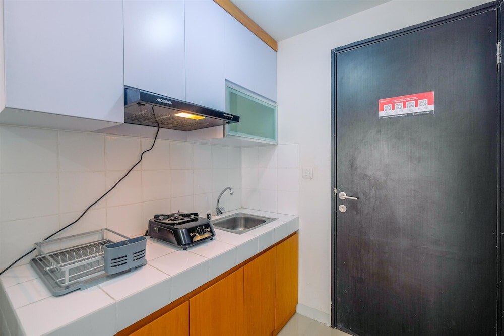 chic and cozy studio park view condominium apartment