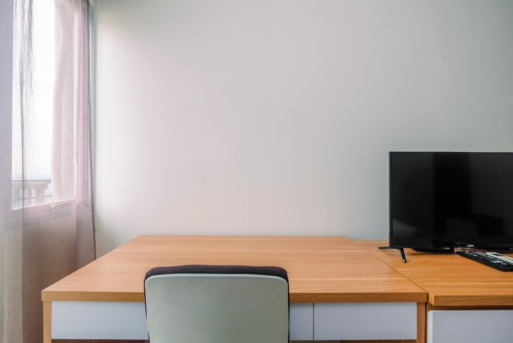 chic and cozy studio park view condominium apartment