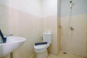 chic and cozy studio park view condominium apartment