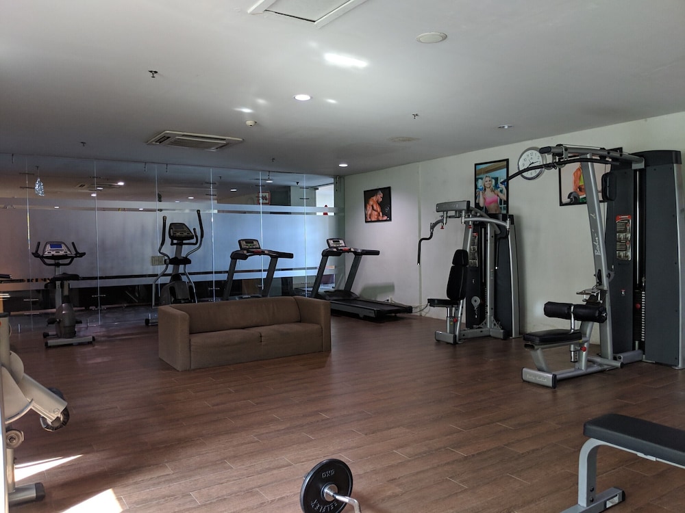 classic modern studio room apartment at the square surabaya