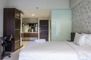 classic modern studio room apartment at the square surabaya