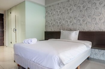 classic modern studio room apartment at the square surabaya