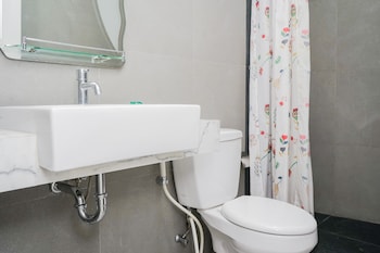 comfort 2br paddington heights apartment