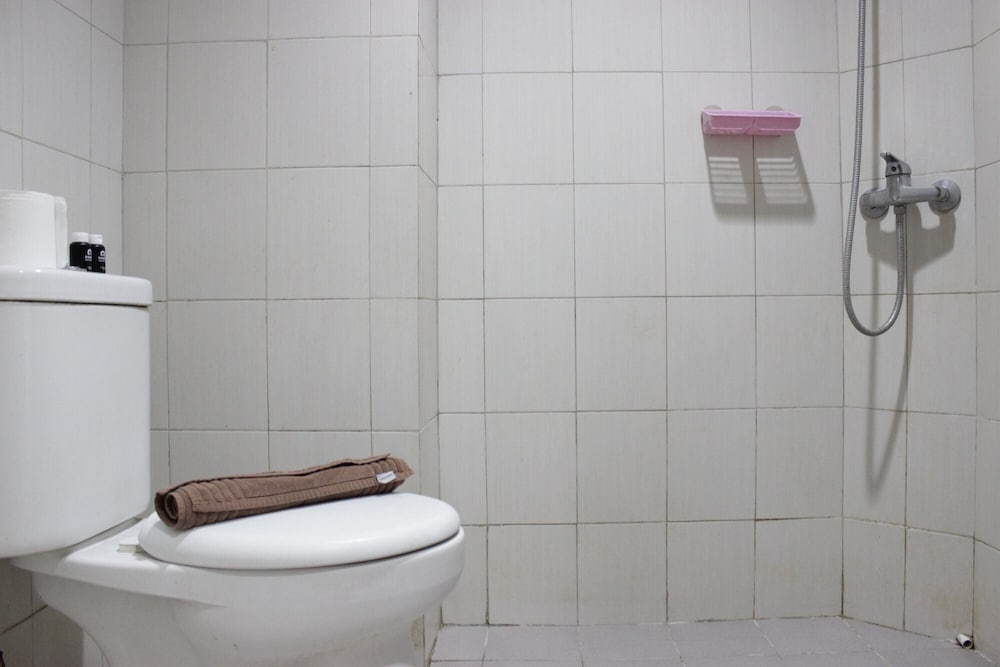 comfy 2br apartment at mekarwangi square cibaduyut