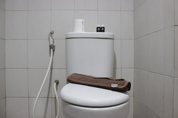 comfy 2br apartment at mekarwangi square cibaduyut