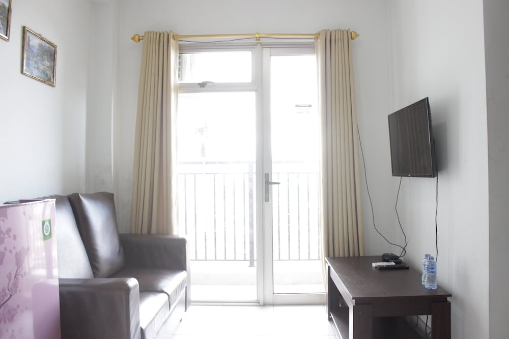 comfy 2br apartment at mekarwangi square cibaduyut