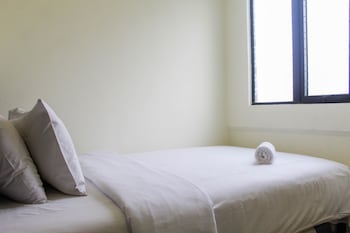 homey and enjoy 2br at meikarta apartment