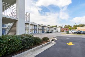 clarion pointe