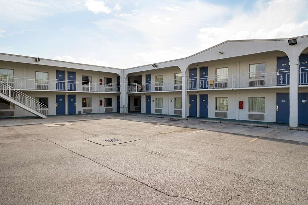 clarion pointe