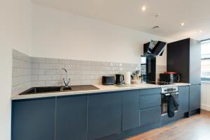 mathew street city centre apartment