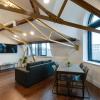 mathew street city centre apartment