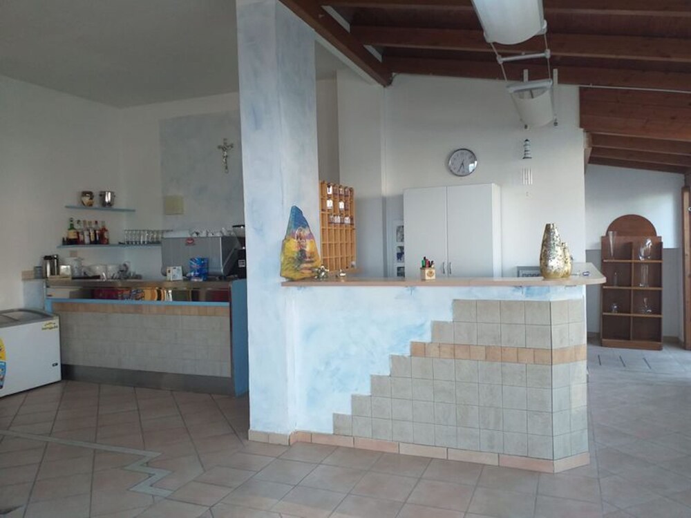 spacious double room by the sea