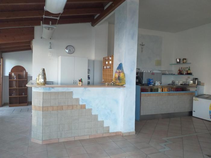 spacious double room by the sea