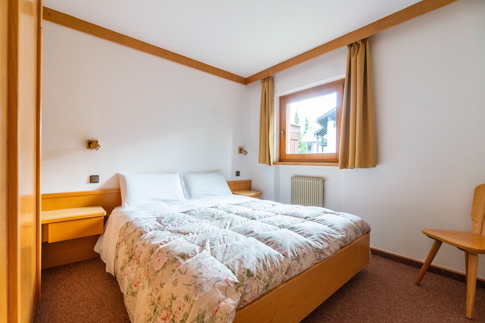apartments lores