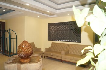 Phoenix Hotel,,3 star