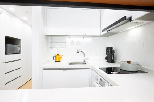 busan gwangalli studio 202