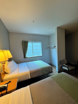 oyo townhouse sulphur la extended stay