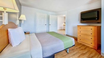 oyo townhouse sulphur la extended stay