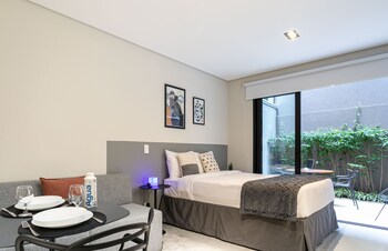 charlie itaim bueno brandao