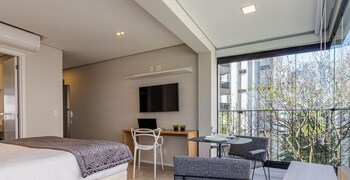 charlie itaim bueno brandao