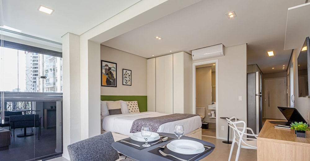 charlie itaim bueno brandao