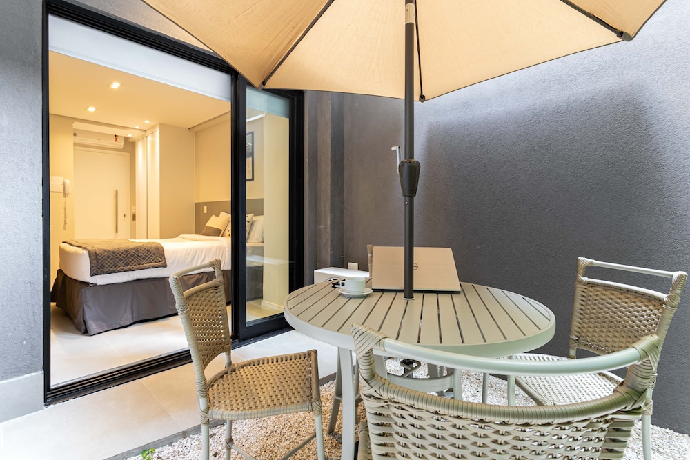 charlie itaim bueno brandao