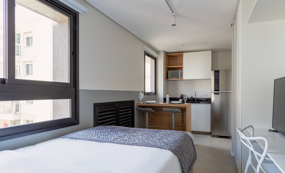 charlie itaim bueno brandao