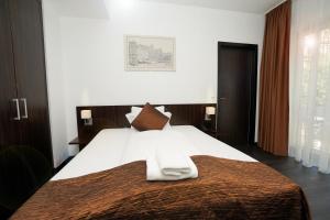 the atrium hotel