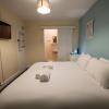 irvine riverside guesthouse by payman club