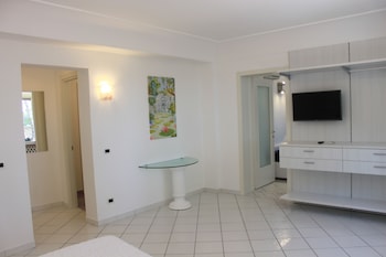 villa marinella