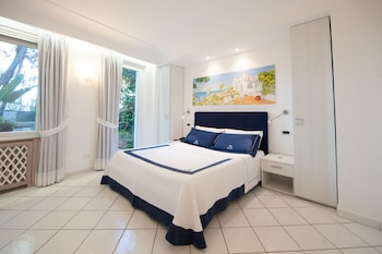 villa marinella