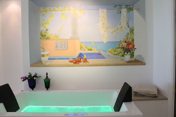 villa marinella