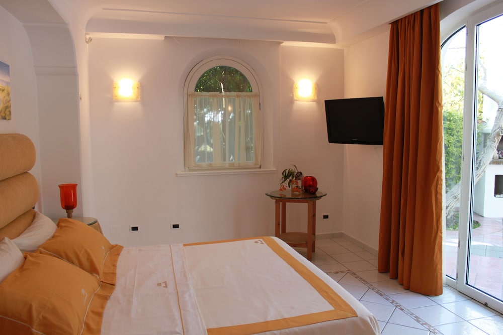 villa marinella