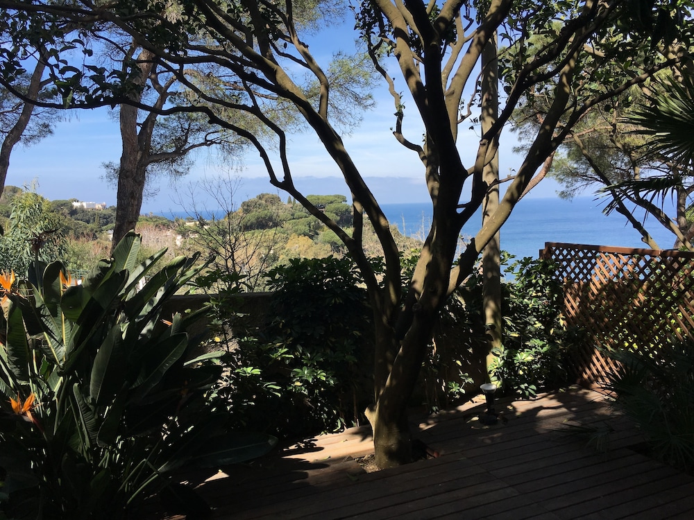 villa marinella