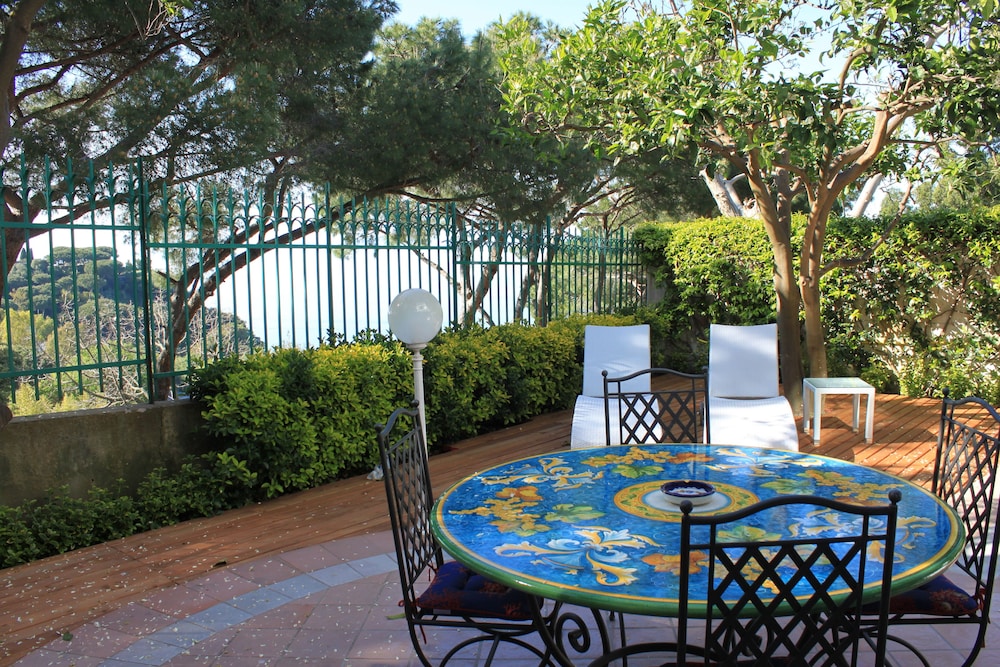 villa marinella