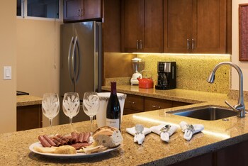 mahana 604 oceanfront 1bd 1ba 1 bedroom condo by redawning