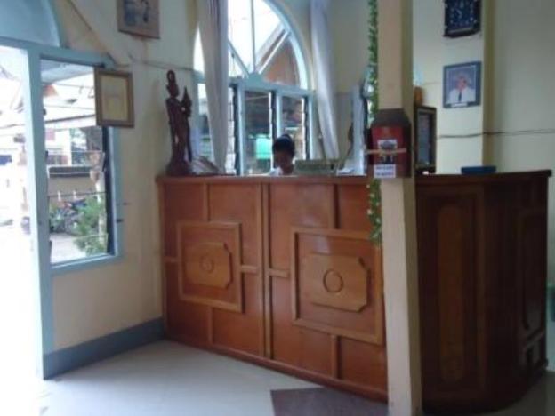 mr charles guest house hostel