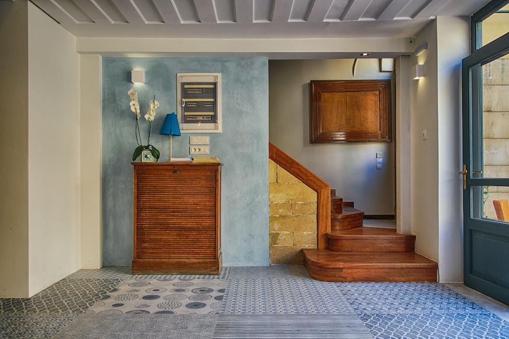 vranas ambiance hotel