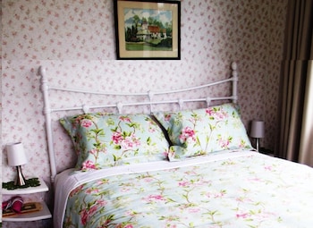 kumara historic cottages hostel