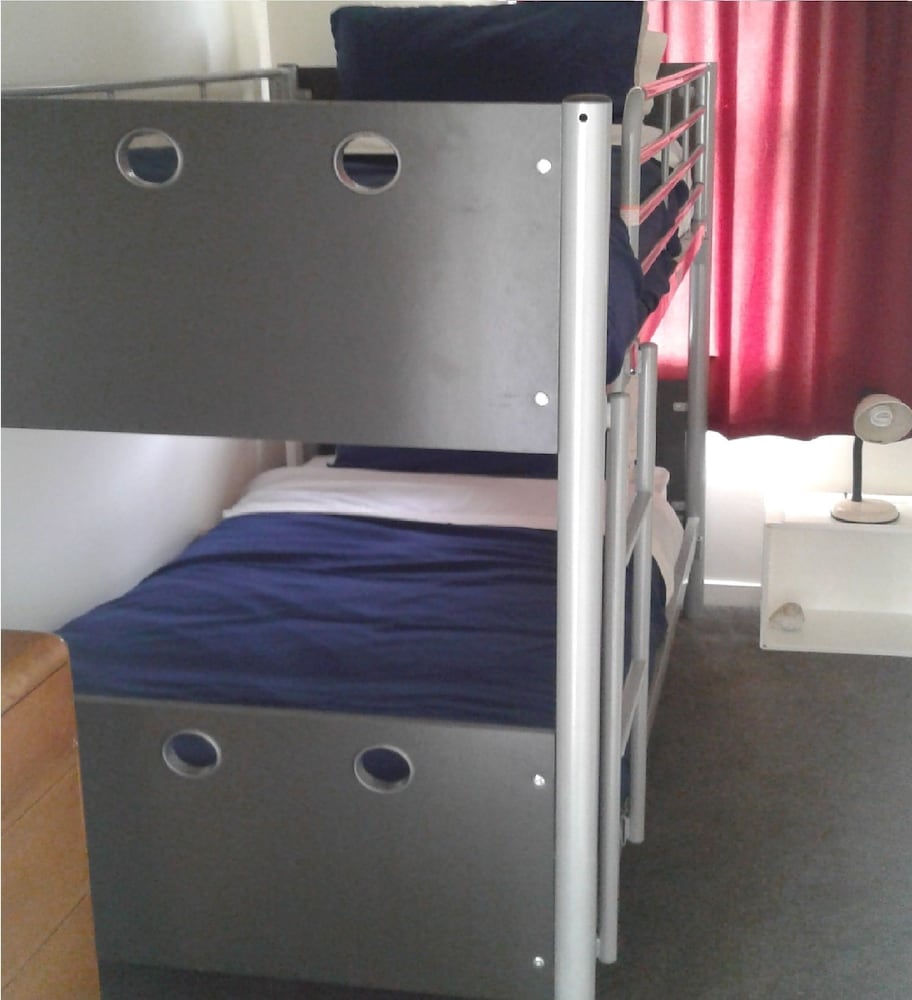 kumara historic cottages hostel