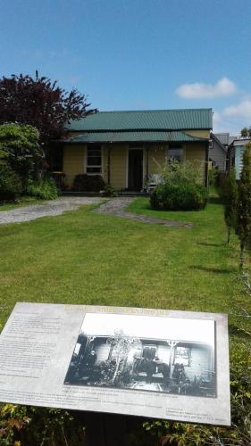 kumara historic cottages hostel