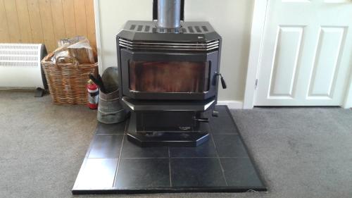 kumara historic cottages hostel