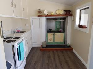 kumara historic cottages hostel