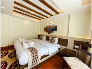 satkar boutique home