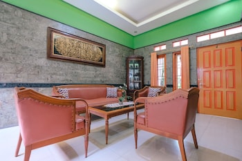 simply homy unit gembiraloka 2