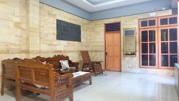 simply homy unit gembiraloka 2