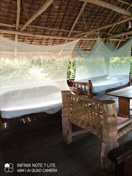 room in bb mida creek eco camp cottage house