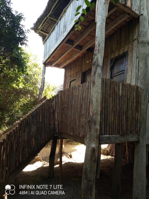 room in bb mida creek eco camp cottage house